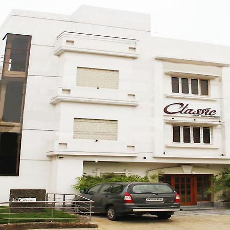 Classic Luxury Service Apartments Визакхапатнам Екстериор снимка
